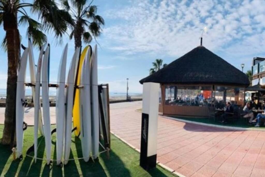 Lovely And Luxury Apartament In Front Of The Beach 洛斯阿尔卡萨雷斯 外观 照片