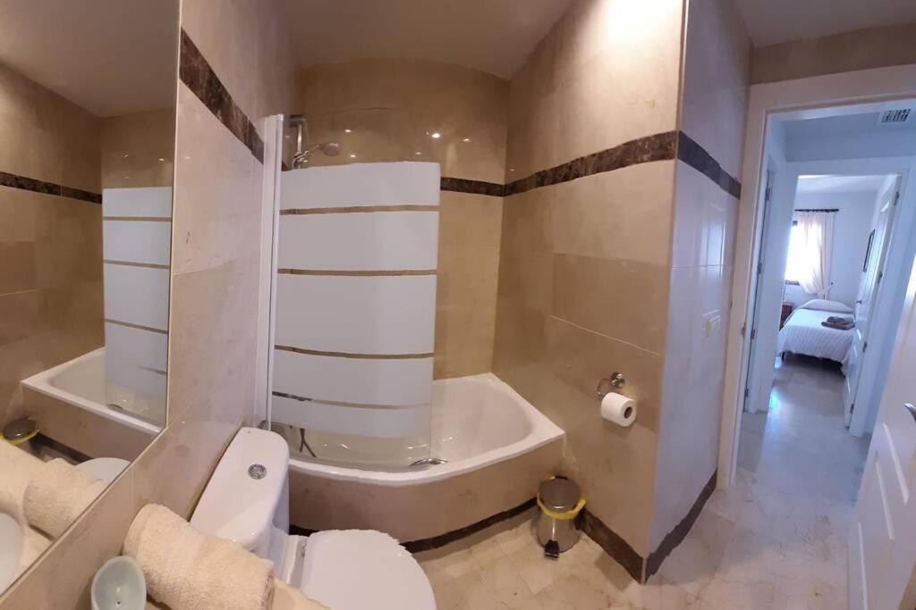 Lovely And Luxury Apartament In Front Of The Beach 洛斯阿尔卡萨雷斯 外观 照片