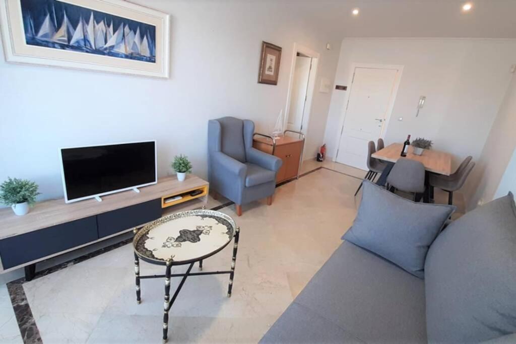 Lovely And Luxury Apartament In Front Of The Beach 洛斯阿尔卡萨雷斯 外观 照片